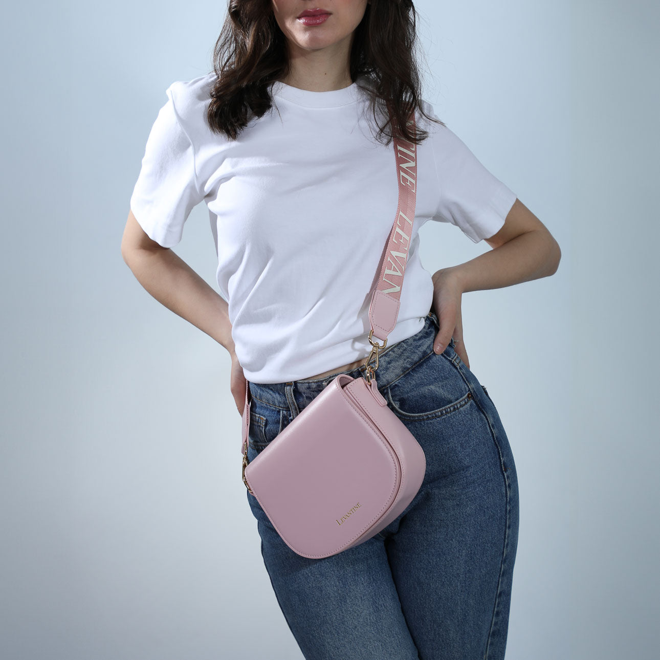 Nora Crossbody- Pink